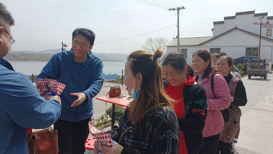 坚果小礼品.jpg
